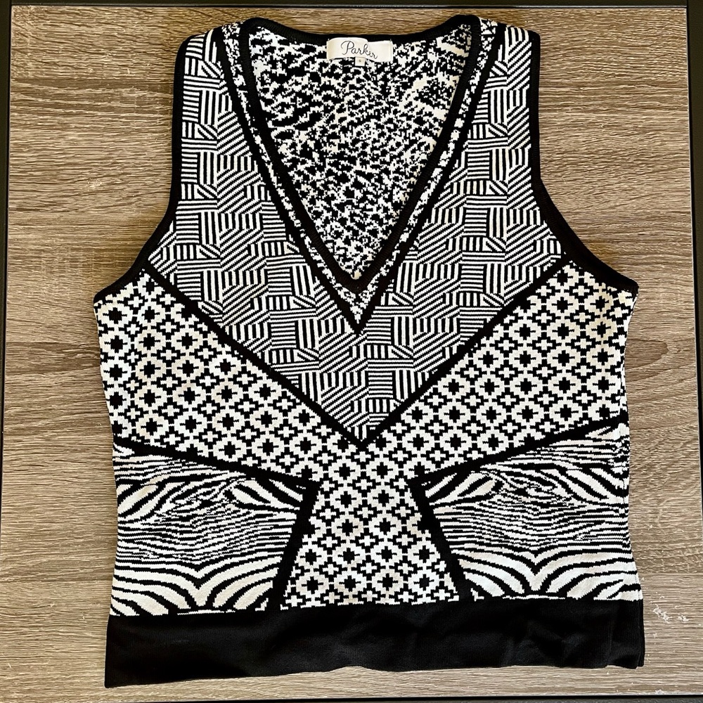 Parker V-Neck Cropped Multi Patterned Knit Cropped Top Sz S NWOT